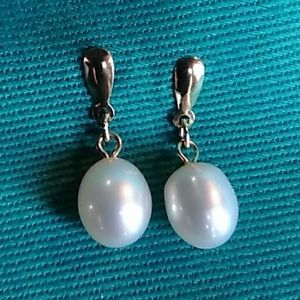 14k Yellow Gold and Baroque Pearl Earrings